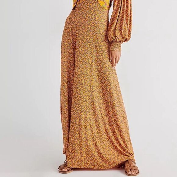 FREE PEOPLE - Love Story Maxi In Golden Pollen Combo - Picture 3 of 9